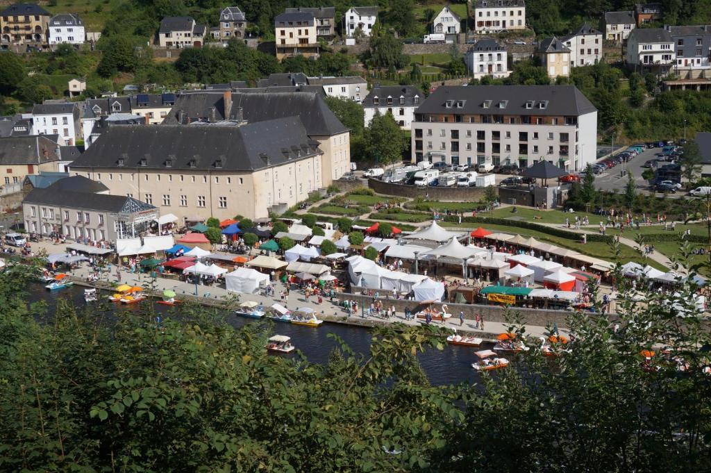 Gîte La Gernelle Bouillon Esterno foto